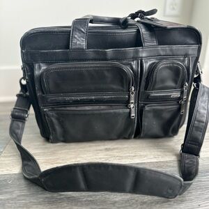 Tumi Alpha Expandable Leather Laptop Briefcase model 96141D4 size 16 X 12 X 6